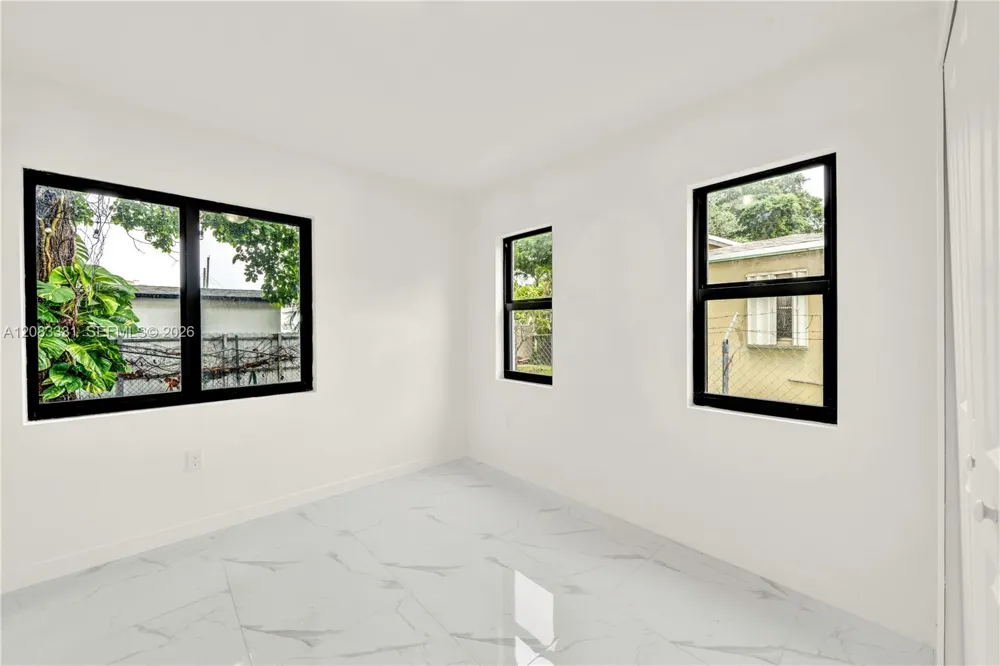 5220 NW 24th Ave #5220 Miami, FL 33142