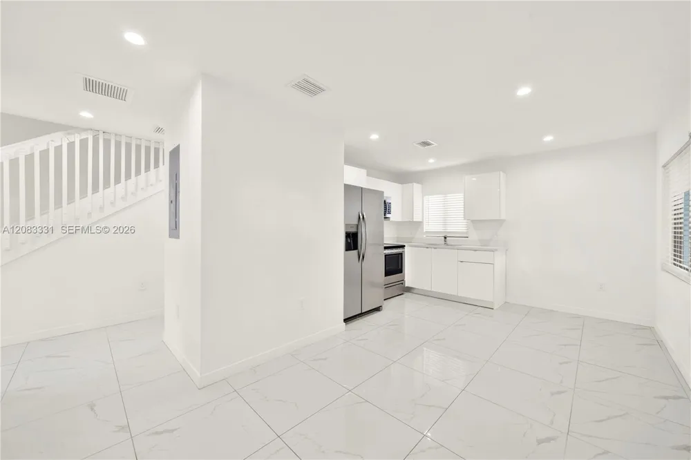5220 NW 24th Ave #5220 Miami, FL 33142