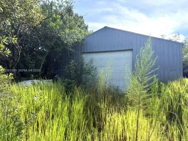 2524 Gem Stone Ave Lorida, FL 33857