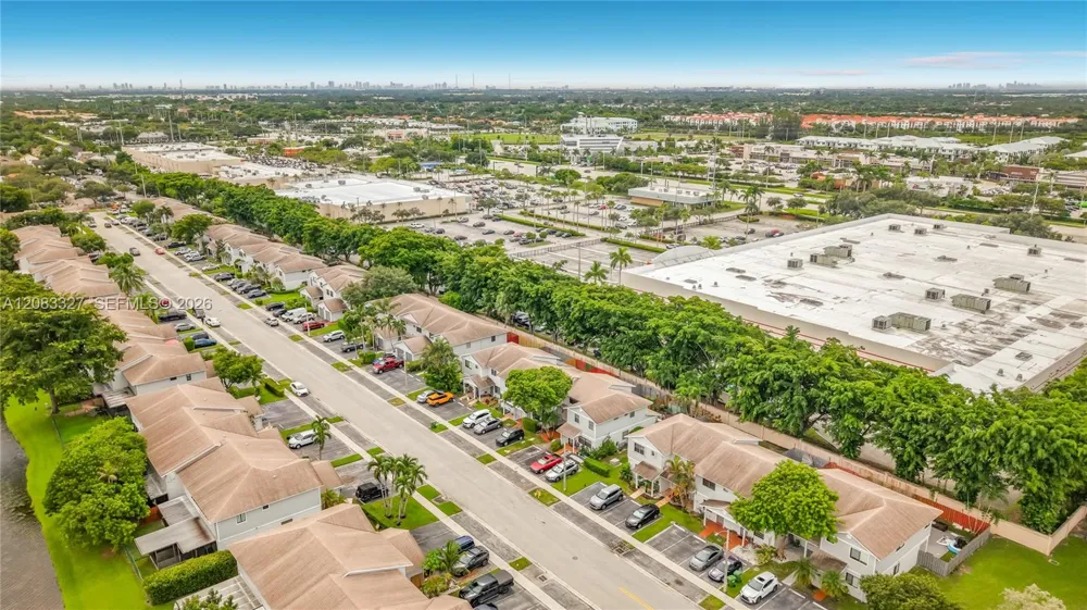 10554 NW 3rd St #0 Pembroke Pines, FL 33026