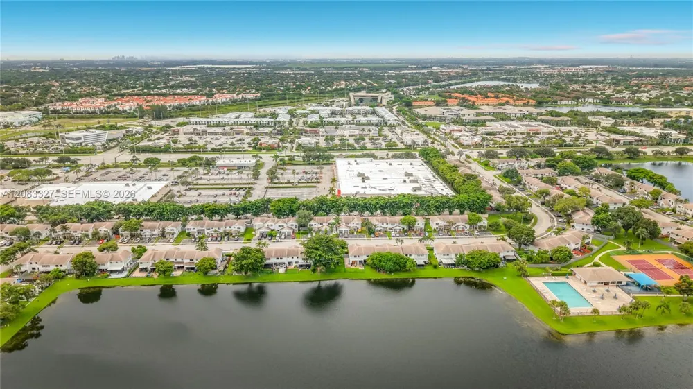 10554 NW 3rd St #0 Pembroke Pines, FL 33026