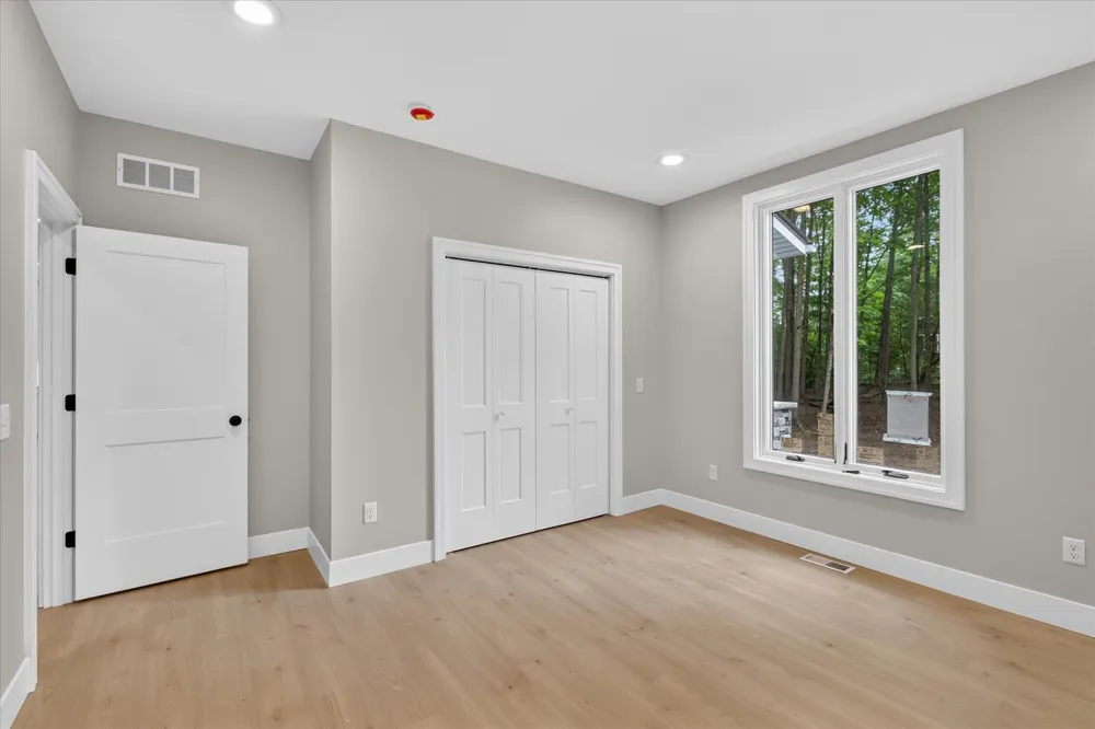 13165 Deer Creek Drive South Haven Charter Township, MI 49090
