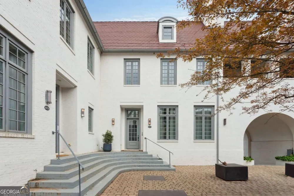 11277 Serenbe LN Chattahoochee Hills, GA 30268