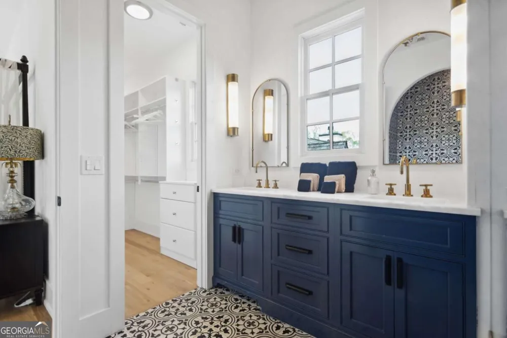 11277 Serenbe LN Chattahoochee Hills, GA 30268