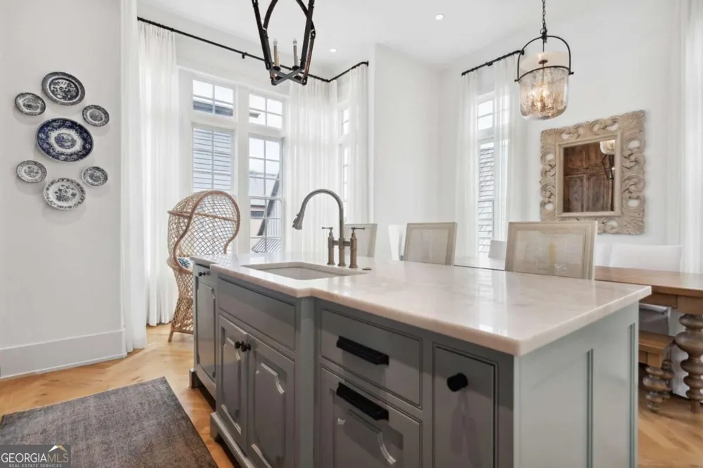 11277 Serenbe LN Chattahoochee Hills, GA 30268
