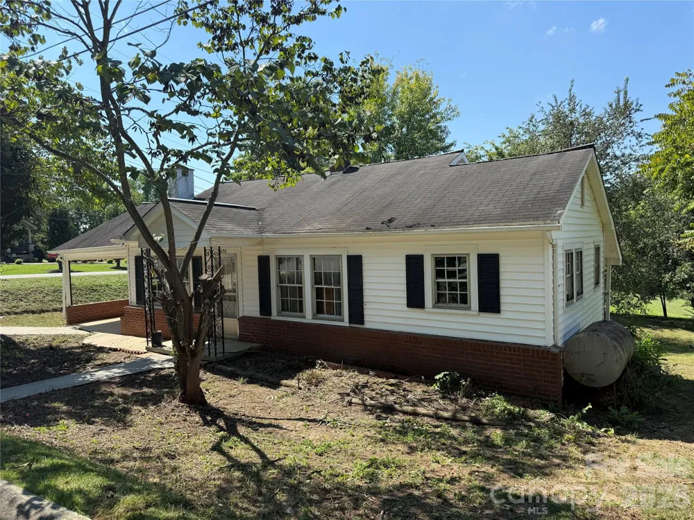 1650 Berkley Street SW Lenoir, NC 28645