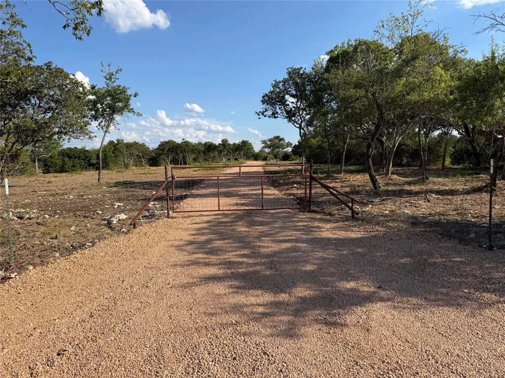 7257 CR 252 Bertram, TX 78605