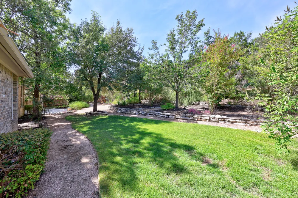 11009 Conchos Trail Austin, TX 78726