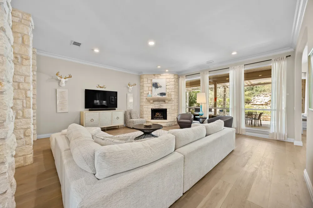 11009 Conchos Trail Austin, TX 78726