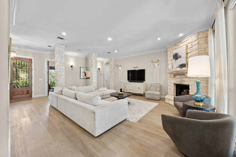 11009 Conchos Trail Austin, TX 78726