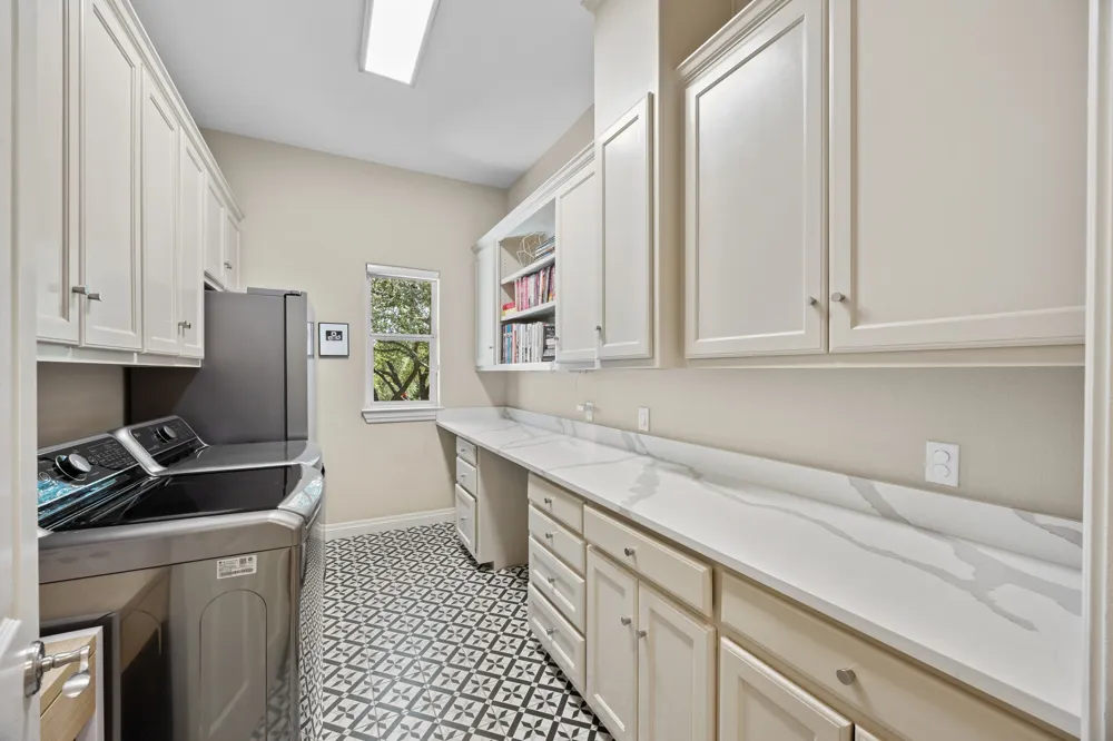 11009 Conchos Trail Austin, TX 78726