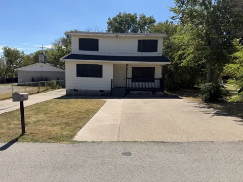 306 Lakey Road