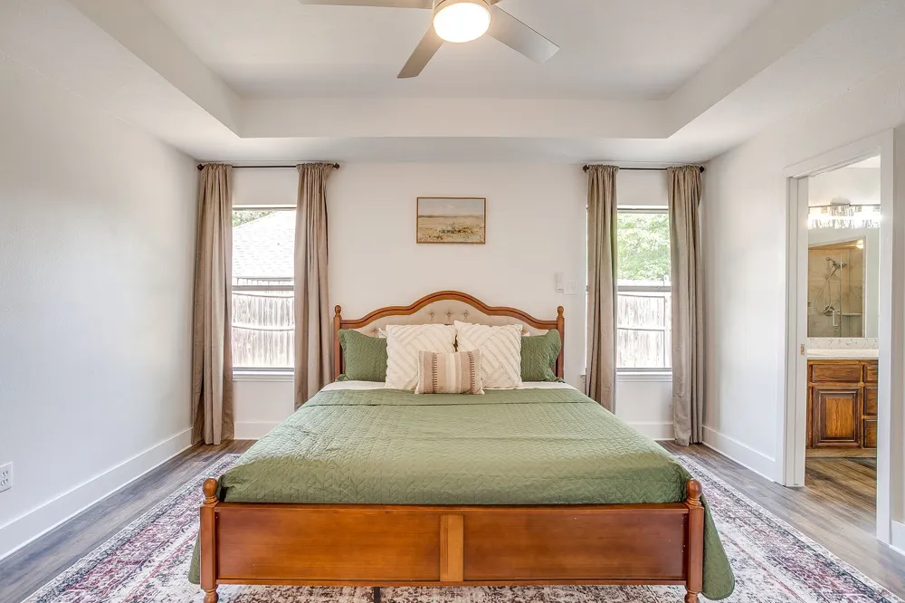6824 Ridgewood Drive North Richland Hills, TX 76182