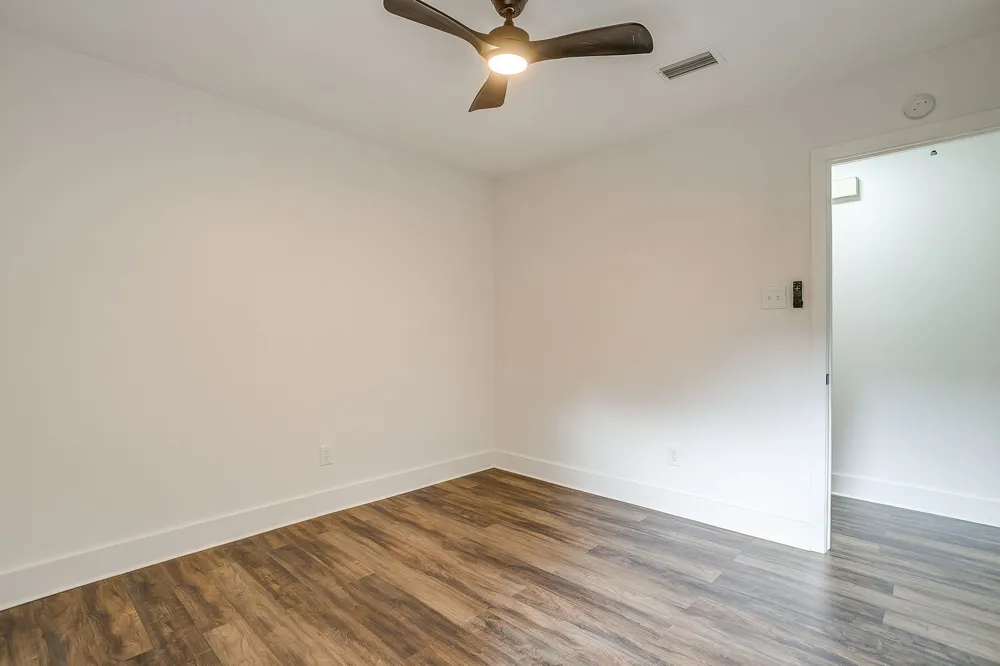 6824 Ridgewood Drive North Richland Hills, TX 76182