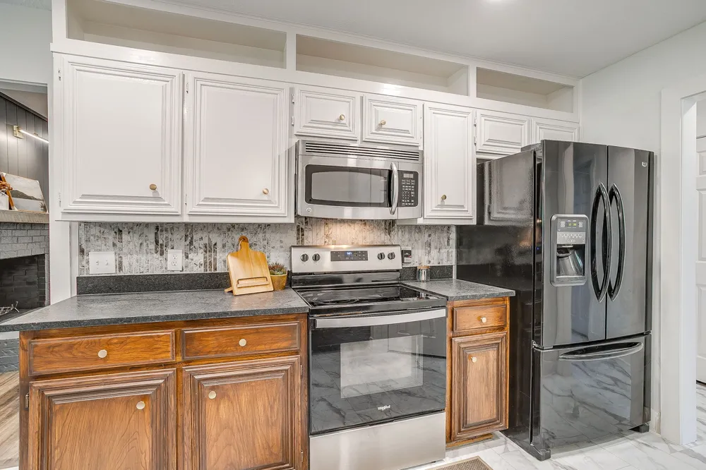 6824 Ridgewood Drive North Richland Hills, TX 76182
