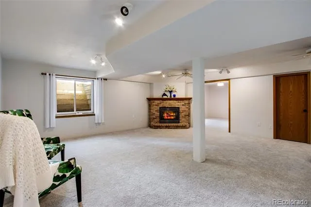 922 7th Street Johnstown, CO 80534