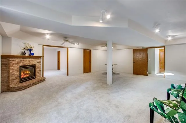 922 7th Street Johnstown, CO 80534