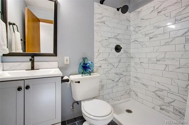 922 7th Street Johnstown, CO 80534