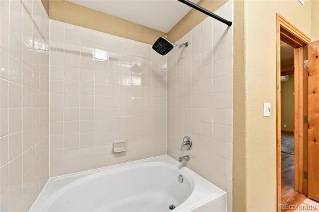 9079 E Panorama Circle #414 Englewood, CO 80112