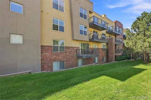9079 E Panorama Circle #414 Englewood, CO 80112