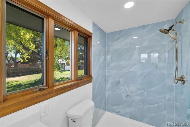 6604 S Lee Court Centennial, CO 80121