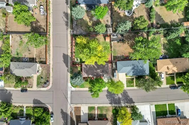 6604 S Lee Court Centennial, CO 80121