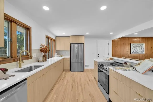 6604 S Lee Court Centennial, CO 80121