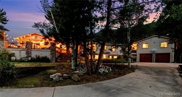 8825 Chipita Park Road Cascade, CO 80809