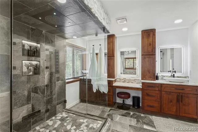 8825 Chipita Park Road Cascade, CO 80809