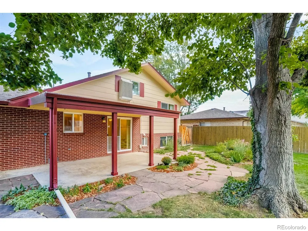1423 Frontier Street Longmont, CO 80501