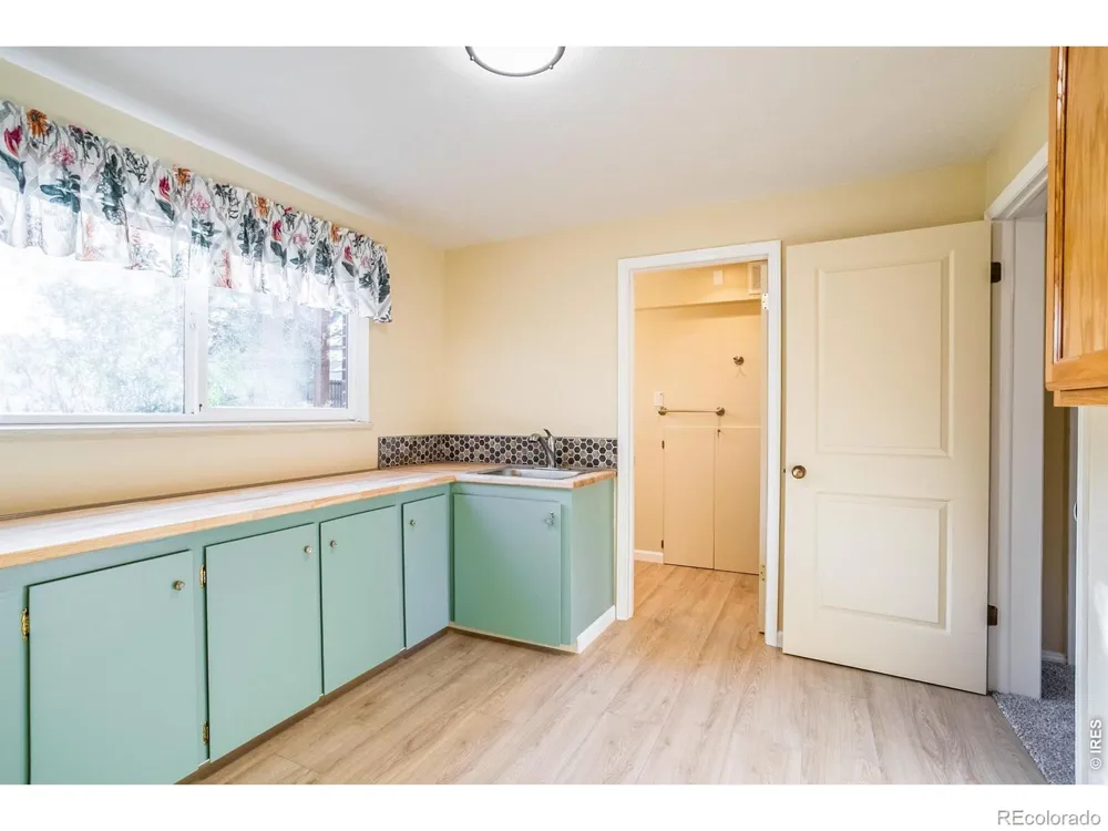 1423 Frontier Street Longmont, CO 80501