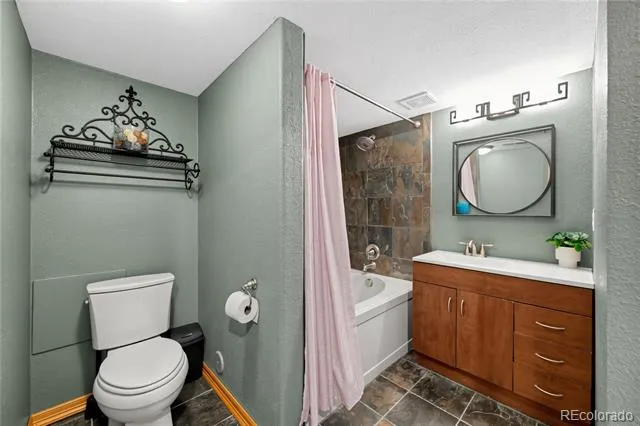 16451 E Phillips Drive Englewood, CO 80112