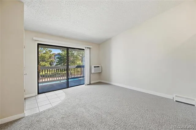 532 Oakwood Drive #B207 Castle Rock, CO 80104