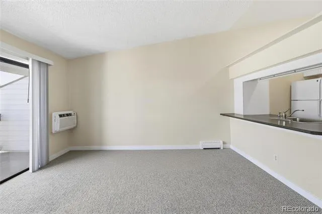 532 Oakwood Drive #B207 Castle Rock, CO 80104