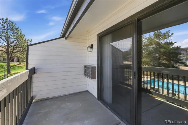 532 Oakwood Drive #B207 Castle Rock, CO 80104