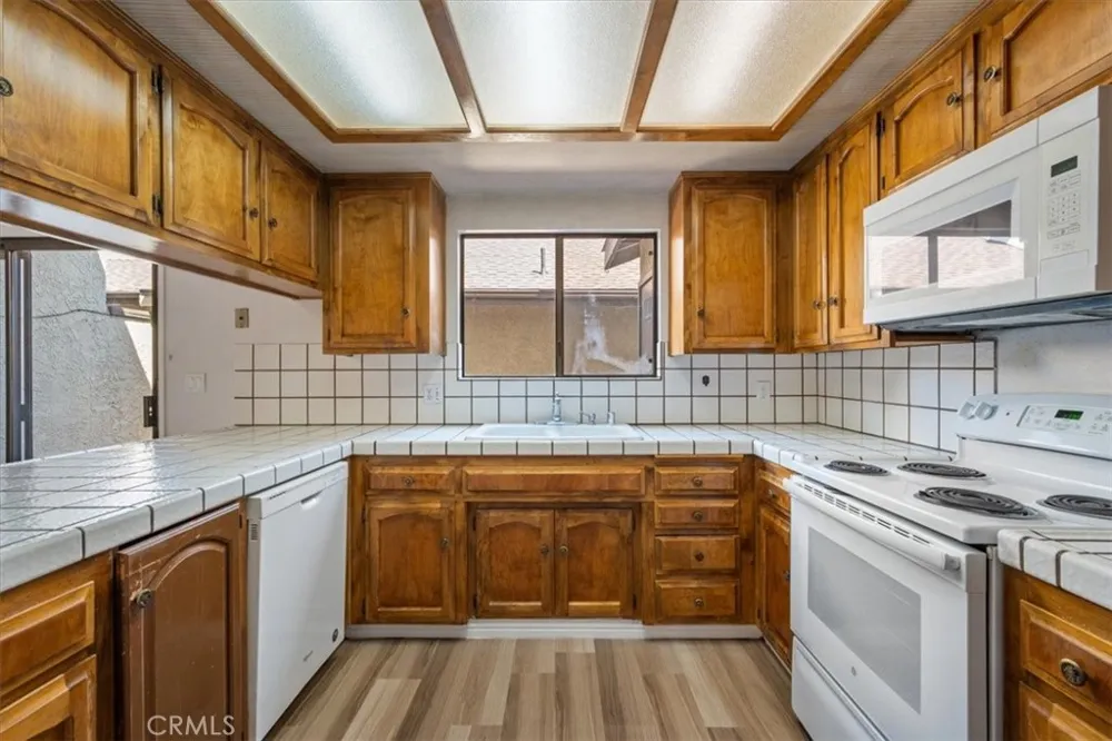 1020 Meadow Way Arroyo Grande, CA 93420