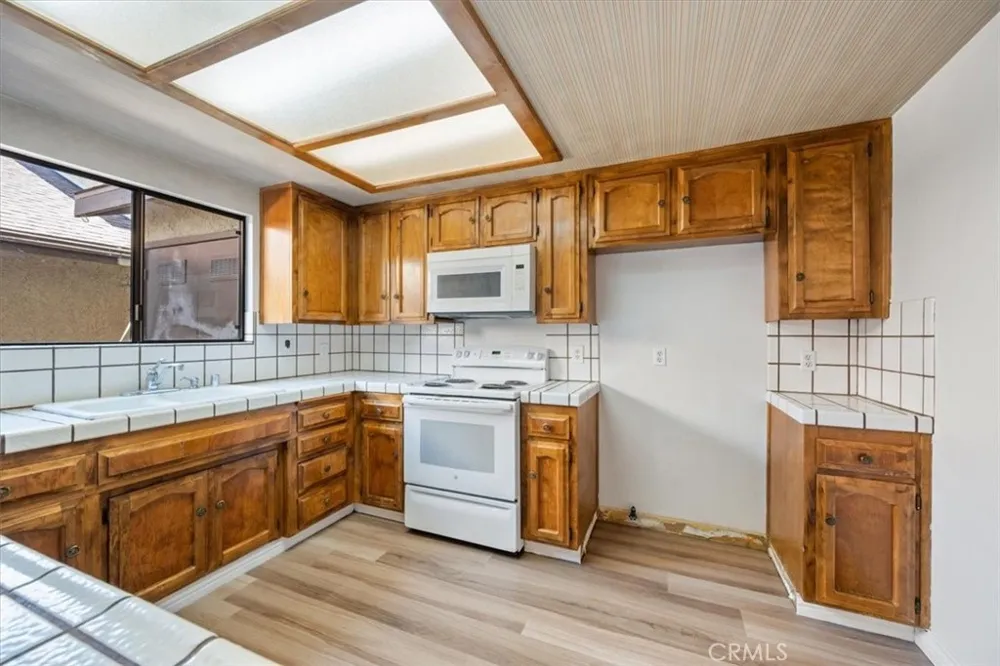 1020 Meadow Way Arroyo Grande, CA 93420