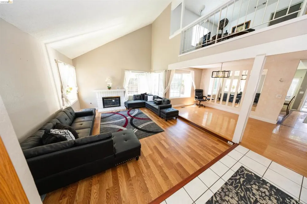 147 Sweetberry Ct. San Jose, CA 95136