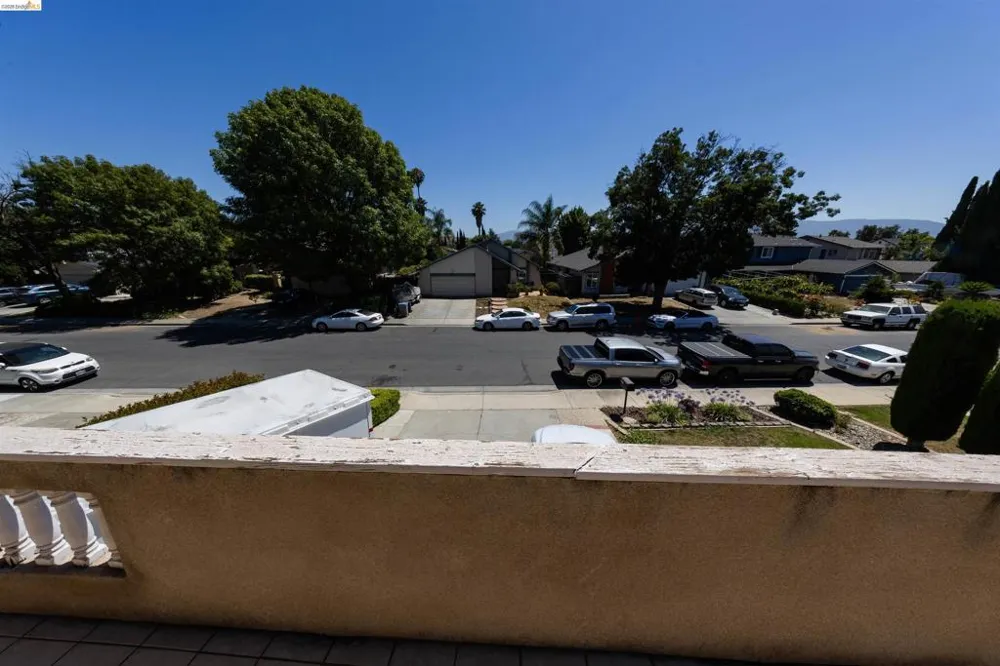 147 Sweetberry Ct. San Jose, CA 95136