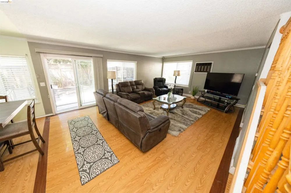 147 Sweetberry Ct. San Jose, CA 95136