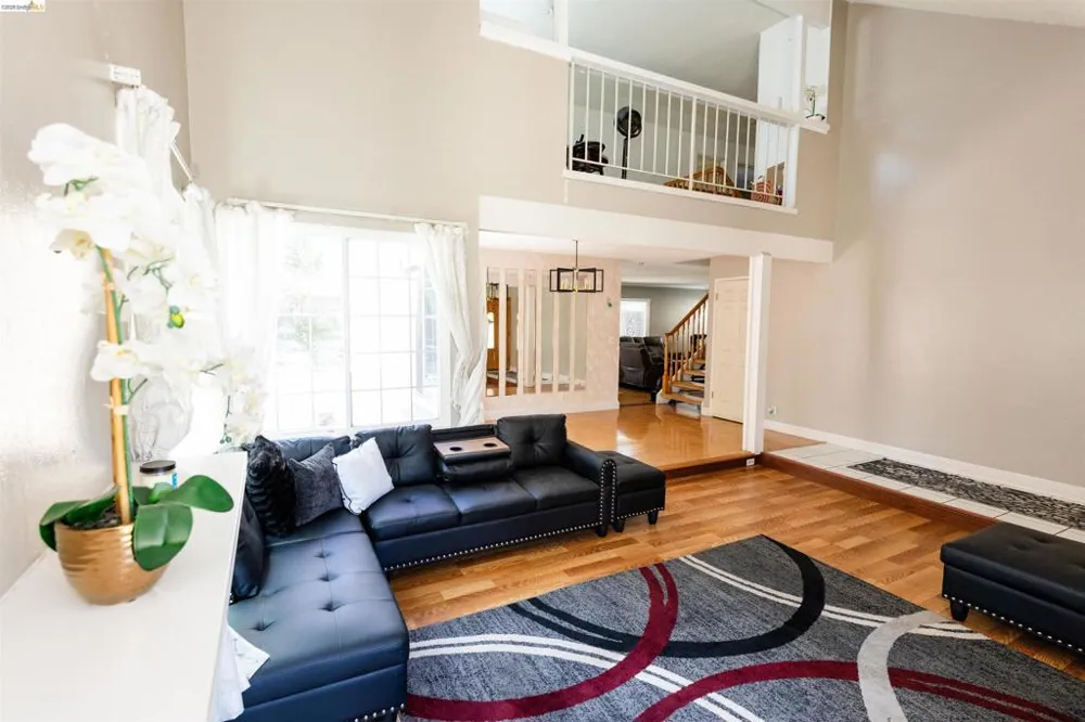 147 Sweetberry Ct. San Jose, CA 95136