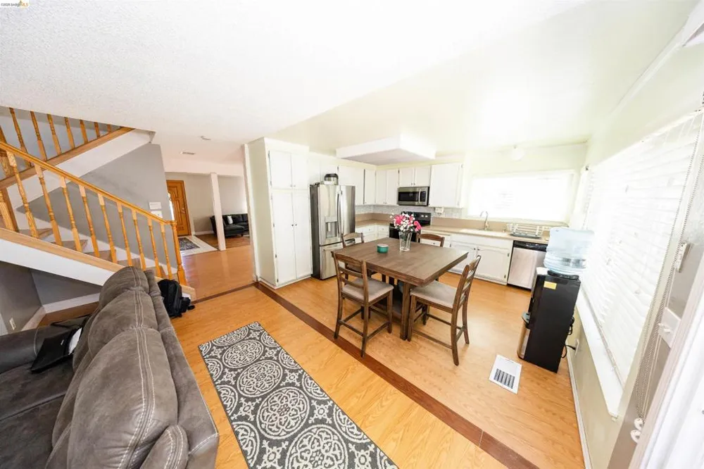 147 Sweetberry Ct. San Jose, CA 95136