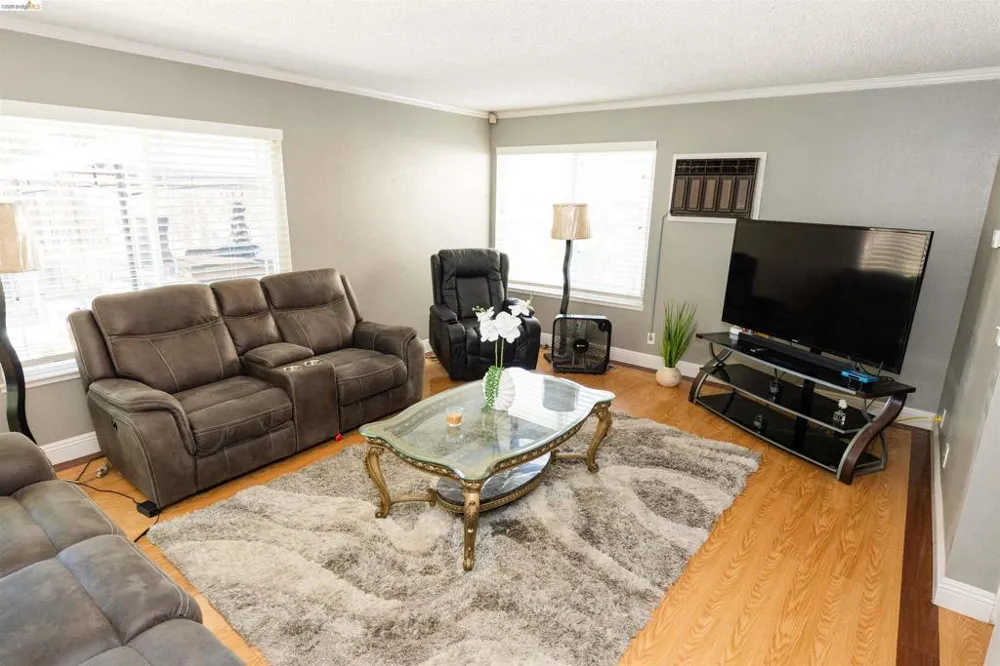 147 Sweetberry Ct. San Jose, CA 95136