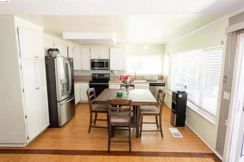 147 Sweetberry Ct. San Jose, CA 95136