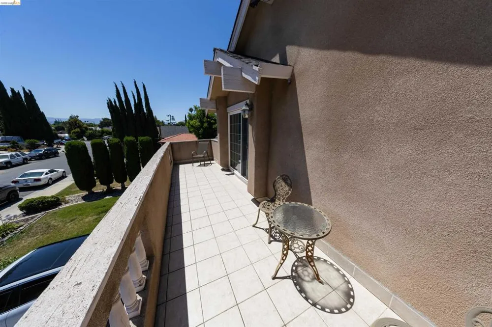 147 Sweetberry Ct. San Jose, CA 95136