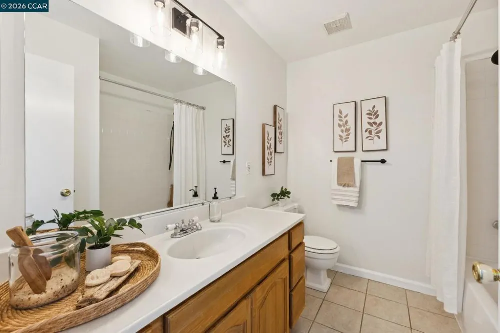 3837 Bayview Cir Concord, CA 94520