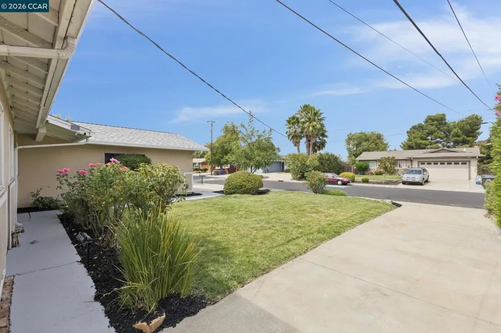 3837 Bayview Cir Concord, CA 94520