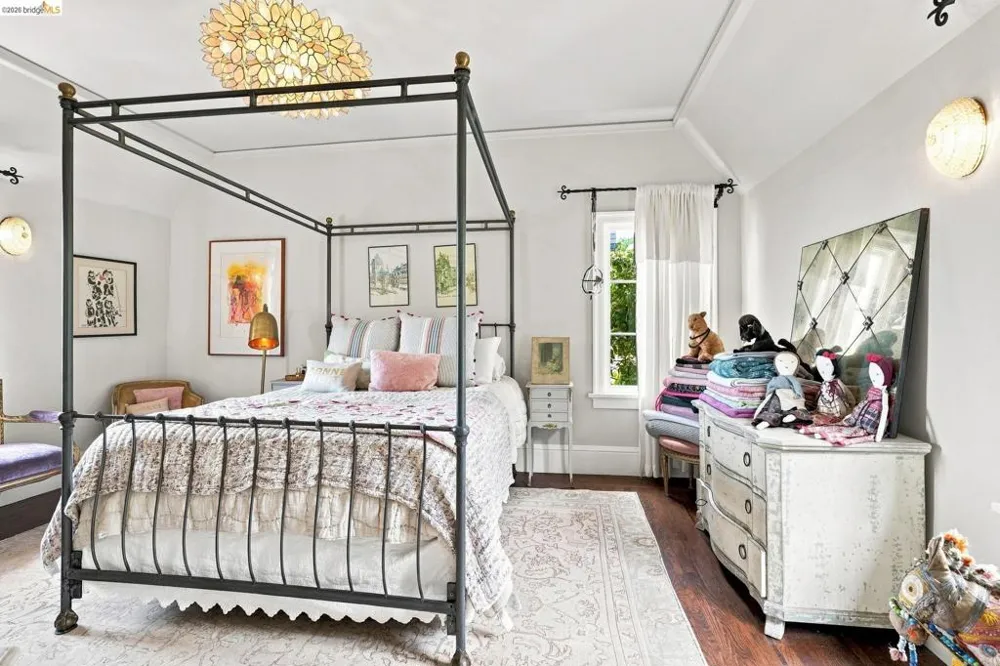 893 Santa Barbara Rd Berkeley, CA 94707