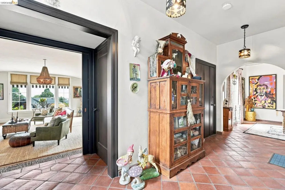893 Santa Barbara Rd Berkeley, CA 94707