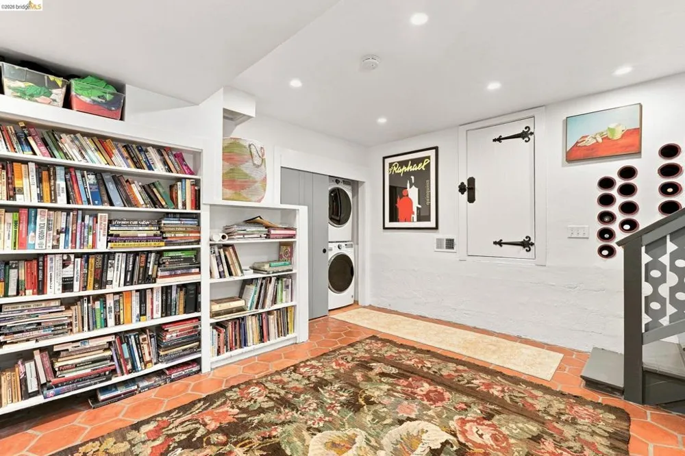 893 Santa Barbara Rd Berkeley, CA 94707